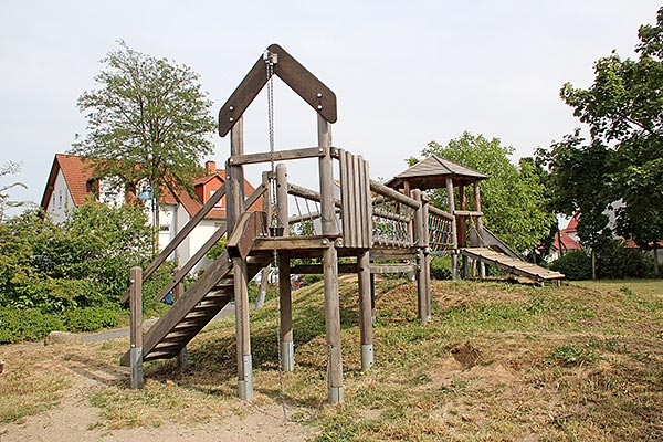 Spielplatz in der Lahnstra&szlig;e