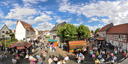 http://www.taunus360.de/floersheim/weinfest1