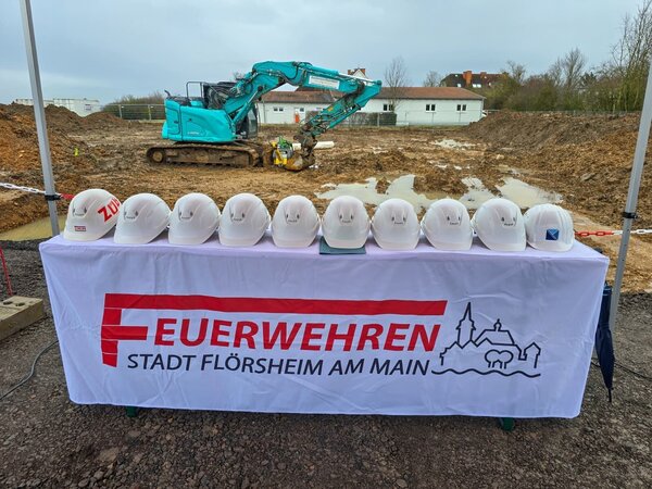 Spatenstich Feuerwehrhaus Wicker